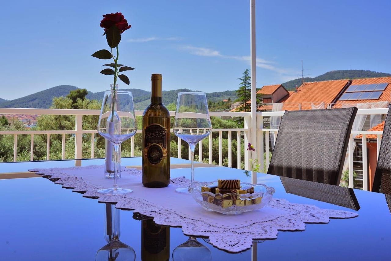 Apartman TESSA Vela Luka Bagian luar foto